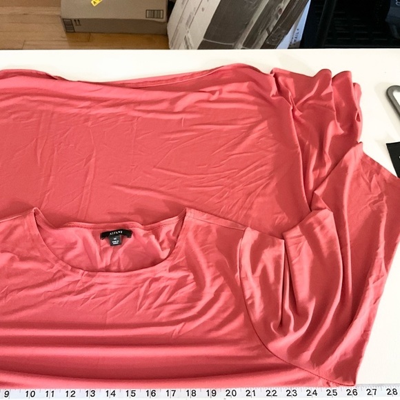 New with tags Alfani Womens Plus Hi-Low Swingy Pullover Top - Picture 7 of 15